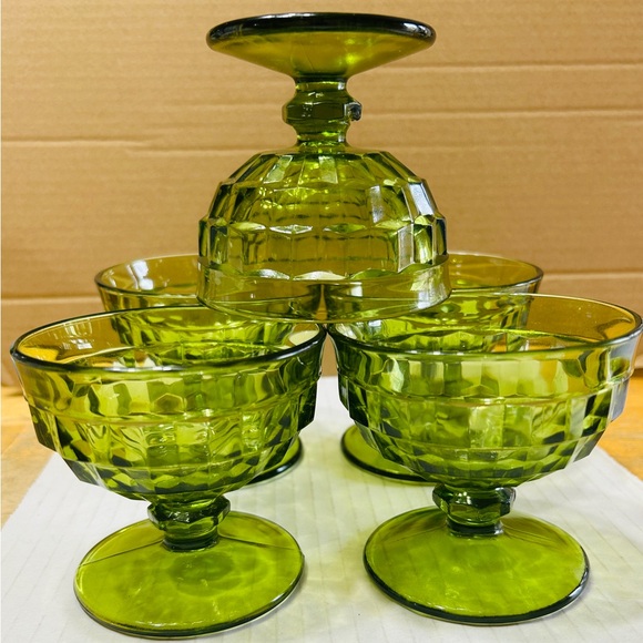 Indiana glass sherbet dishes, avocado green, Whitehall cubist. Set of 5. MINT - Picture 4 of 4
